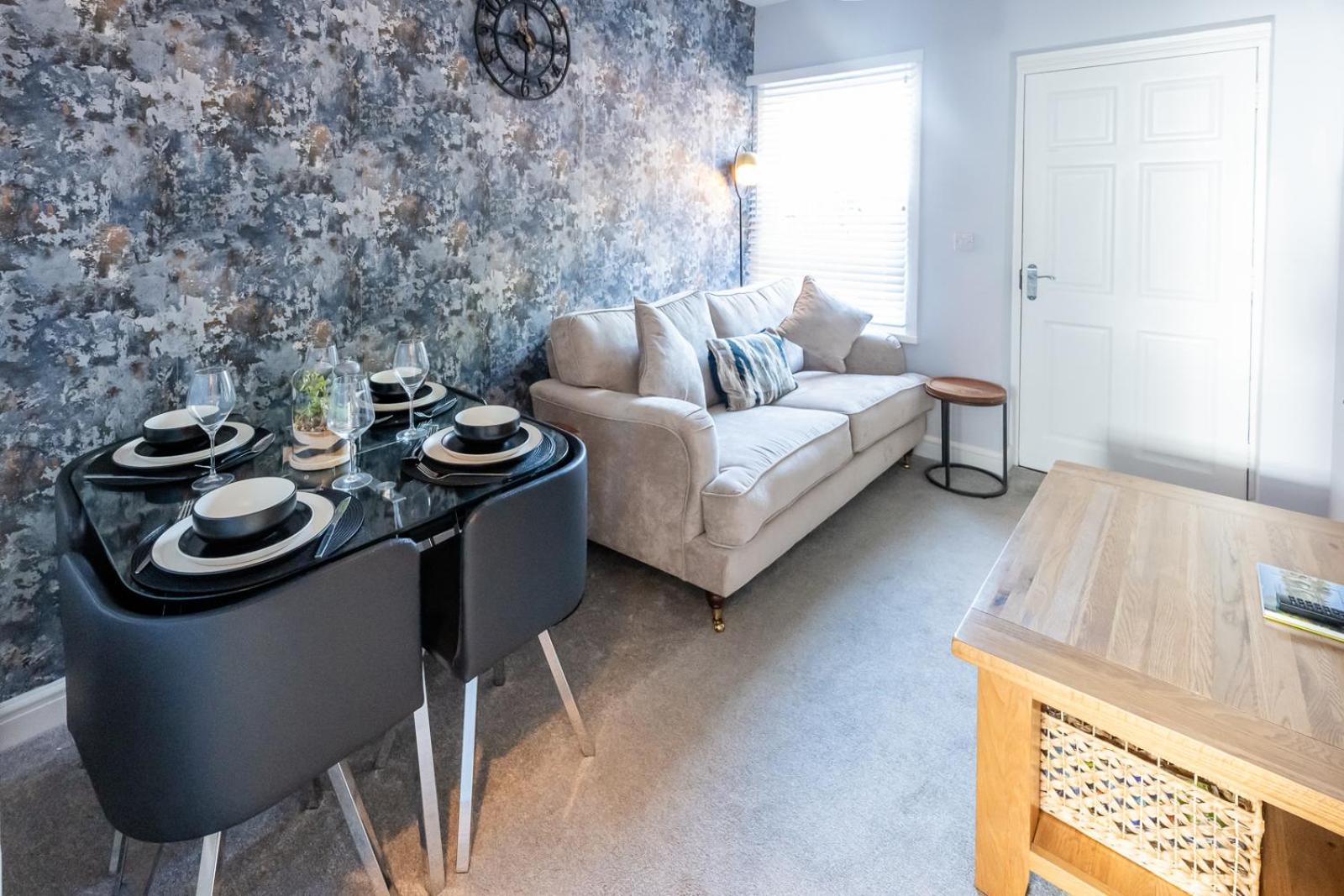 Relaxing Town Centre House - Perfect For Exploring *
